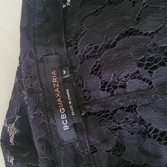 BCBG Maxazria black lace long sleeve top - Picture 5 of 5